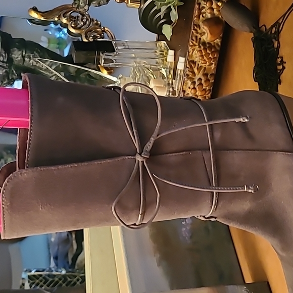 Really cool Johnson and Murphy top suede boots with zipper never worn - Picture 3 of 6